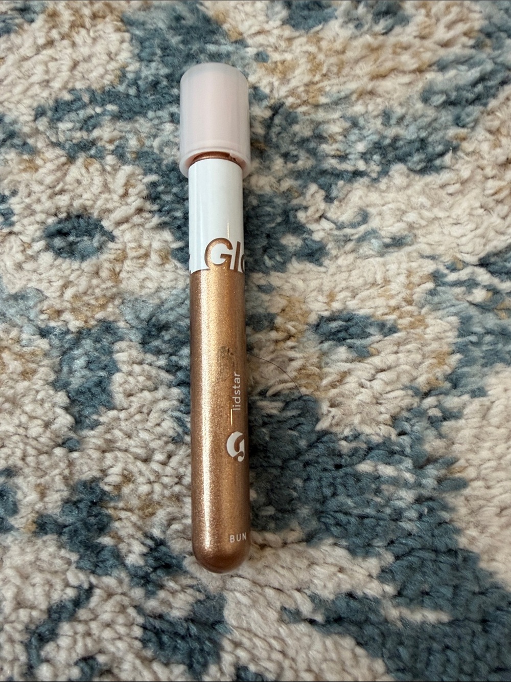Glossier Lidstar Liquid Eyeshadow in Shimmery Bronze Shade Bun